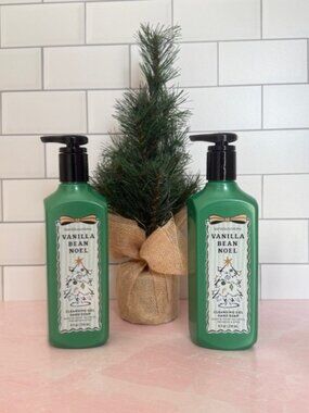 Bath and Body Works Vanilla Bean Noel Gel Hand Soap (set of 2)